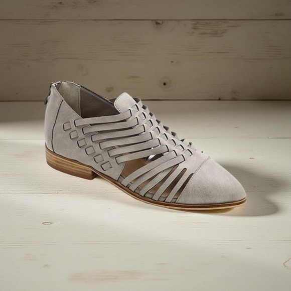 Gray Ribbed Strap Pointed Toe Loafer - Picture 1 of 4